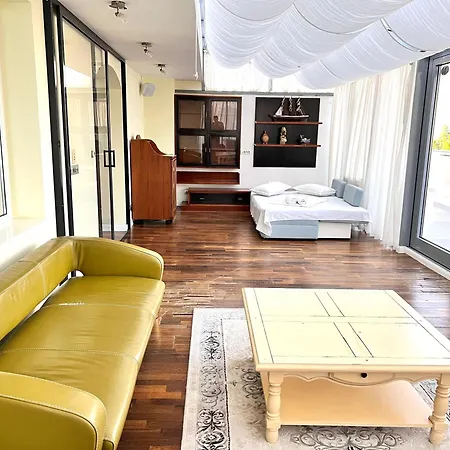Apartment Penthouse Coralia Luna Park Mamaia